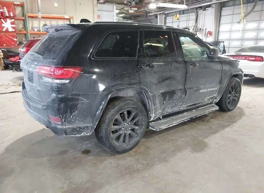 2018 JEEP Grand Cherokee Used VIN 1C4RJFAG8JC475429 – photo 19