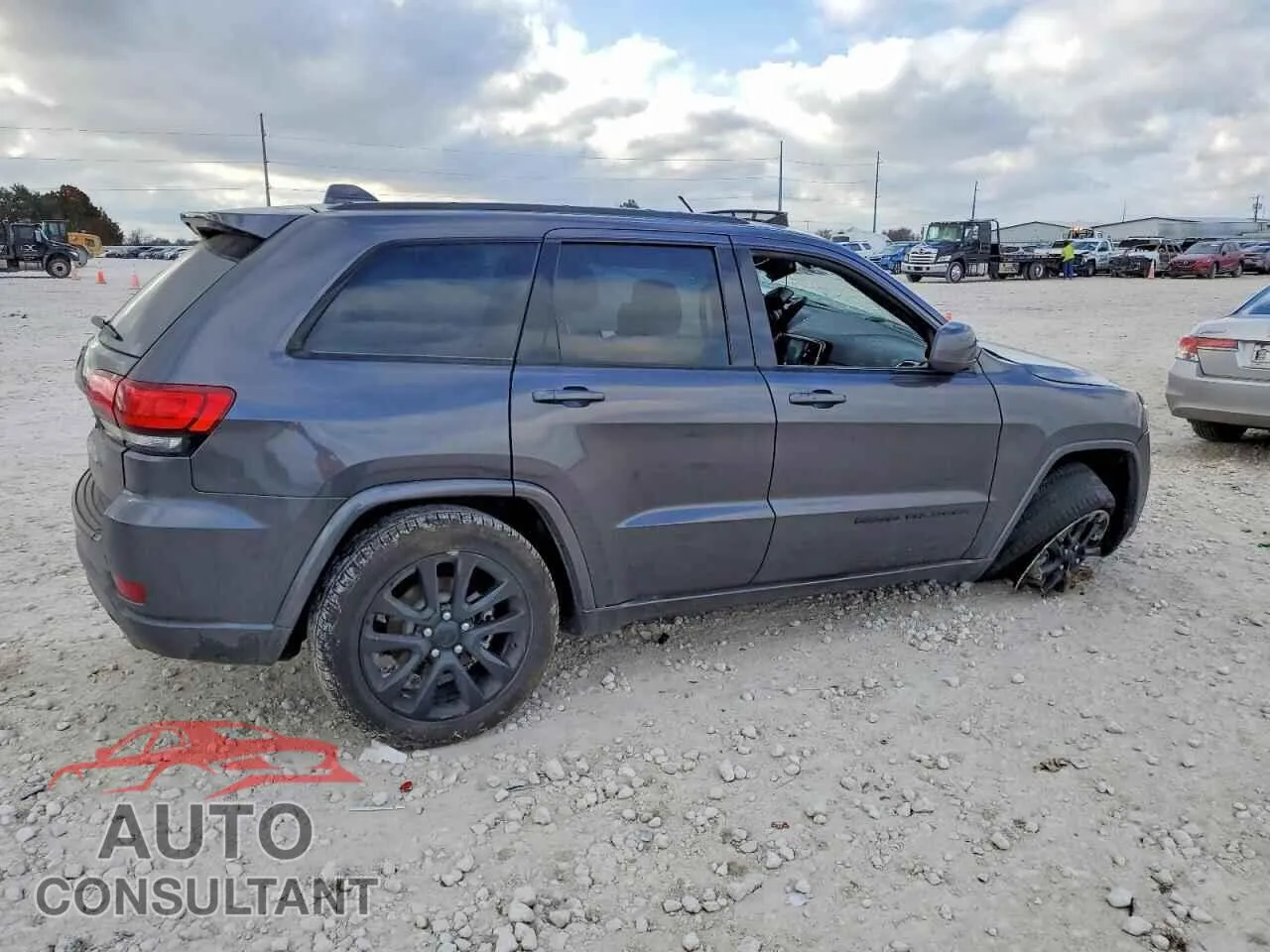 2019 JEEP GRAND CHER Damaged VIN 1C4RJFAG9KC847376 – side profile