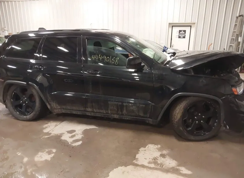 2018 JEEP Grand Cherokee Used VIN 1C4RJFAGXJC499232 – photo 16