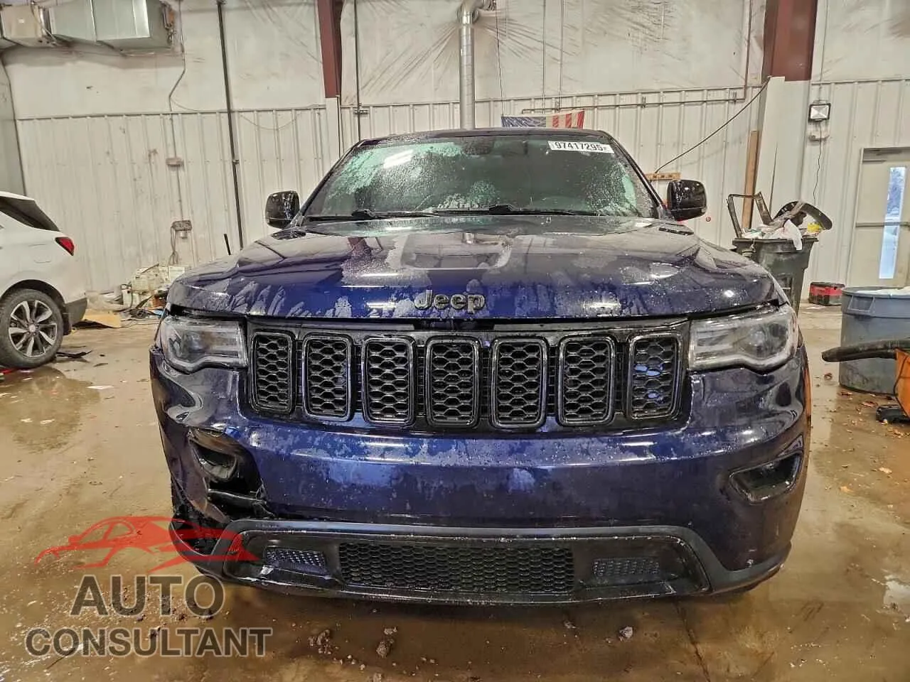 2017 JEEP GRAND CHER Damaged VIN 1C4RJFBG0HC884999 – interior seats