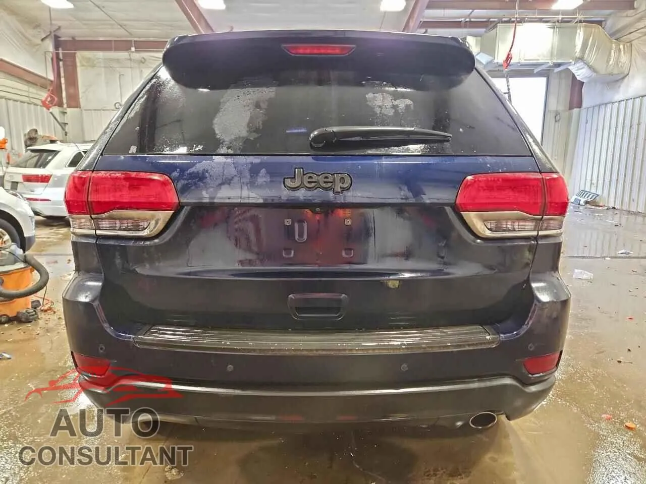 2017 JEEP GRAND CHER Damaged VIN 1C4RJFBG0HC884999 – engine bay