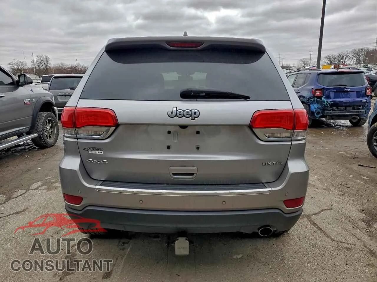2019 JEEP GRAND CHER Damaged VIN 1C4RJFBG4KC715074 – engine bay