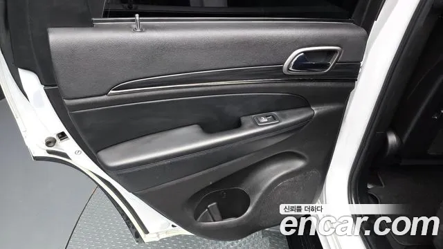 2020 Jeep Grand Cherokee 3.6 Limited-X Sold VIN 1C4RJFBG8LC336127 – rear exterior