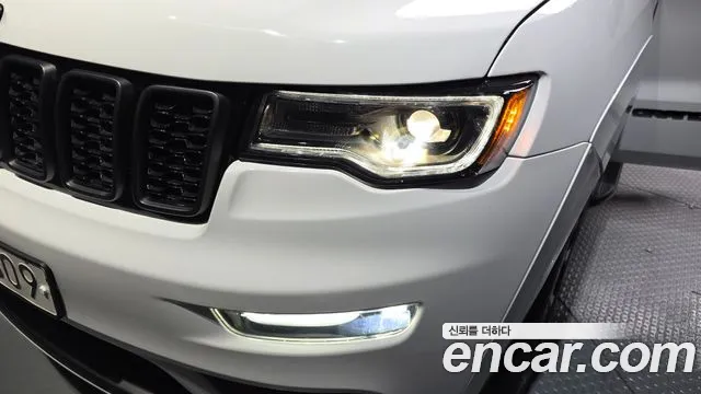 2020 Jeep Grand Cherokee 3.6 Limited-X Sold VIN 1C4RJFBG8LC336127 – photo 11