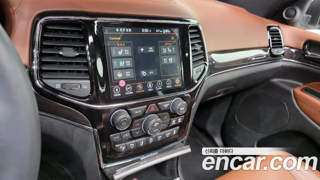 2021 Jeep Grand Cherokee 3.6 Overland Sold VIN 1C4RJFCG1MC529283 – interior seats 2021 Jeep Grand Cherokee 3.6 Overland Sold VIN 1C4RJFCG1MC529283 – interior seats