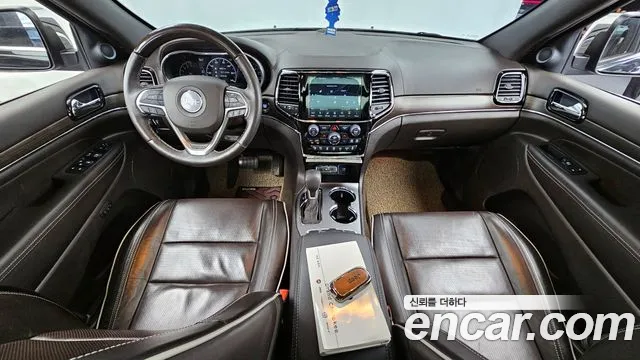 2019 Jeep Grand Cherokee 3.6 Overland Sold VIN 1C4RJFCG3KC760151 – front exterior