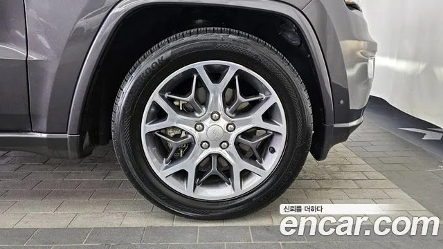 2021 Jeep Grand Cherokee 3.6 Overland Sold VIN 1C4RJFCG7MC529255 – photo 13 2021 Jeep Grand Cherokee 3.6 Overland Sold VIN 1C4RJFCG7MC529255 – photo 13