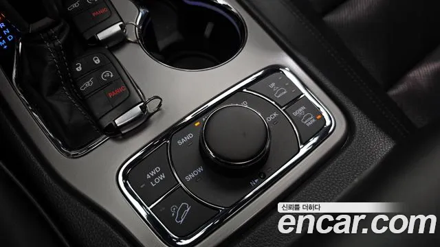 2020 Jeep Grand Cherokee 3.6 Overland Sold VIN 1C4RJFCG9LC269844 – front exterior 2020 Jeep Grand Cherokee 3.6 Overland Sold VIN 1C4RJFCG9LC269844 – front exterior
