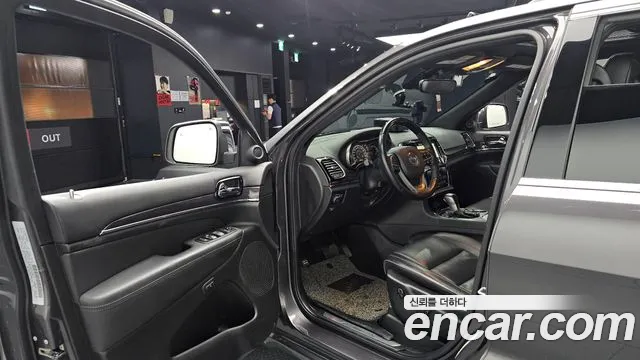 2020 Jeep Grand Cherokee 3.6 Overland Sold VIN 1C4RJFCG9LC269844 – photo 16 2020 Jeep Grand Cherokee 3.6 Overland Sold VIN 1C4RJFCG9LC269844 – photo 16