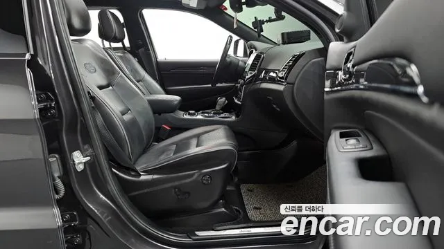 2020 Jeep Grand Cherokee 3.6 Overland Sold VIN 1C4RJFCG9LC269844 – photo 27 2020 Jeep Grand Cherokee 3.6 Overland Sold VIN 1C4RJFCG9LC269844 – photo 27