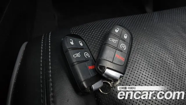 2020 Jeep Grand Cherokee 3.0 Diesel Overland Sold VIN 1C4RJFCM7LC157601 – dashboard