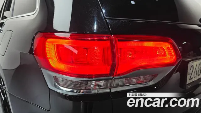 2020 Jeep Grand Cherokee 3.0 Diesel Overland Sold VIN 1C4RJFCM7LC157601 – photo 14