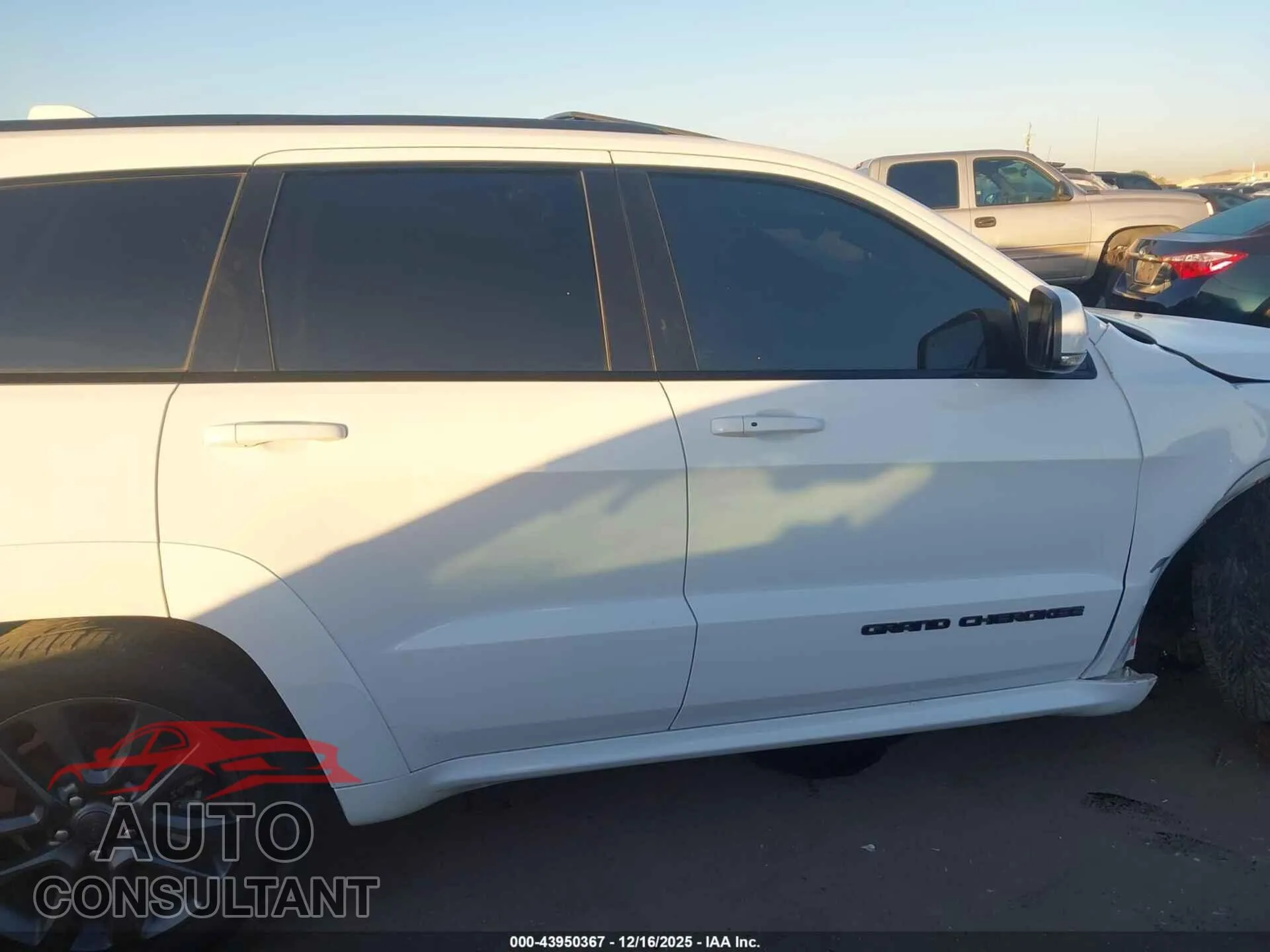 2018 JEEP GRAND CHEROKEE Damaged VIN 1C4RJFCT6JC137585 – photo 13