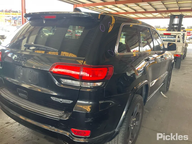 2015 Jeep Grand Cherokee Used VIN 1C4RJFEG6FC885308 – photo 15