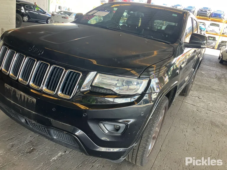 2015 Jeep Grand Cherokee Used VIN 1C4RJFEG6FC885308 – photo 24