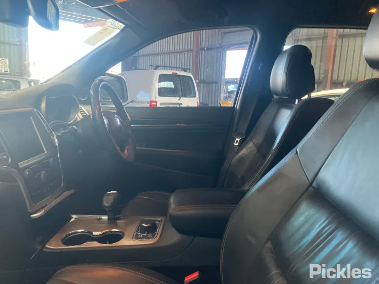 2015 Jeep Grand Cherokee Damaged VIN 1C4RJFFM0FC701338 – photo 30