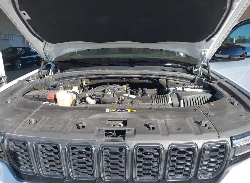 2022 JEEP Grand Cherokee Used VIN 1C4RJGAG5N8574496 – photo 11