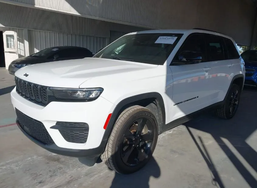 2022 JEEP Grand Cherokee Used VIN 1C4RJGAG5N8574496 – photo 13