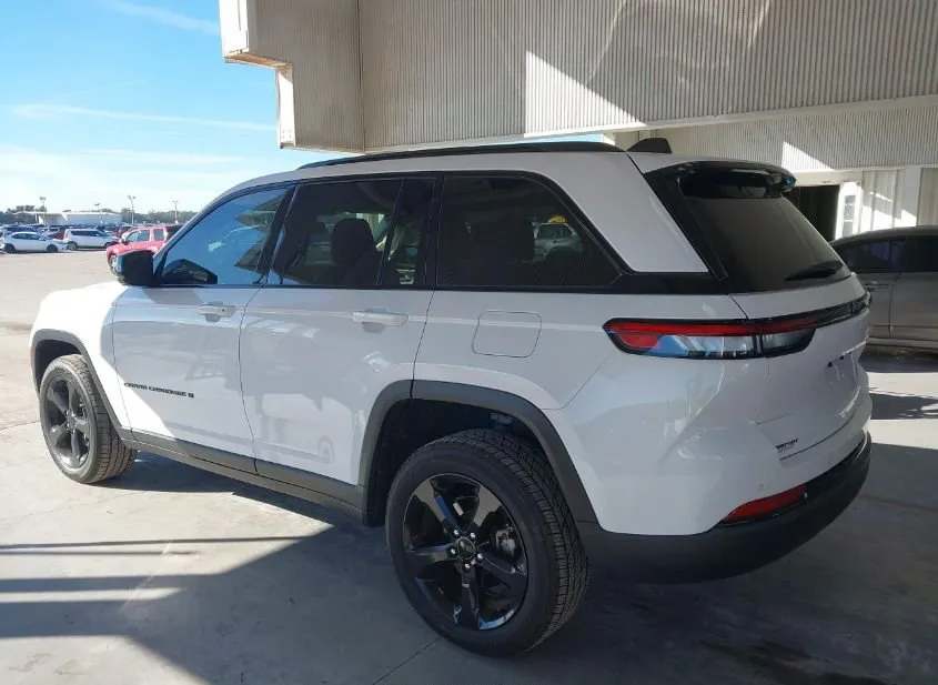 2022 JEEP Grand Cherokee Used VIN 1C4RJGAG5N8574496 – photo 19