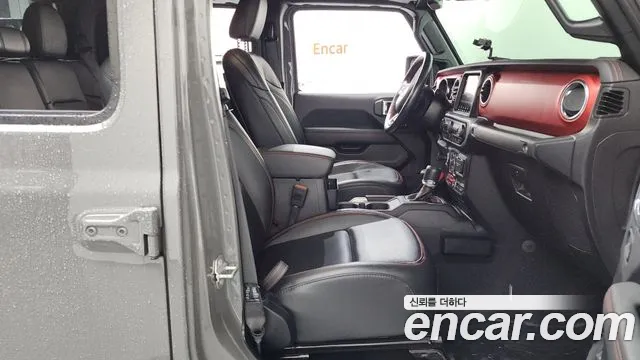 2021 Jeep Gladiator (JT) 3.6 Rubicon Sold VIN 1C6JJTBG4ML539598 – interior seats 2021 Jeep Gladiator (JT) 3.6 Rubicon Sold VIN 1C6JJTBG4ML539598 – interior seats