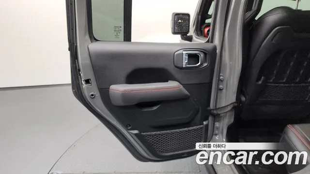 2021 Jeep Gladiator (JT) 3.6 Rubicon Sold VIN 1C6JJTBG4ML539598 – trunk area 2021 Jeep Gladiator (JT) 3.6 Rubicon Sold VIN 1C6JJTBG4ML539598 – trunk area