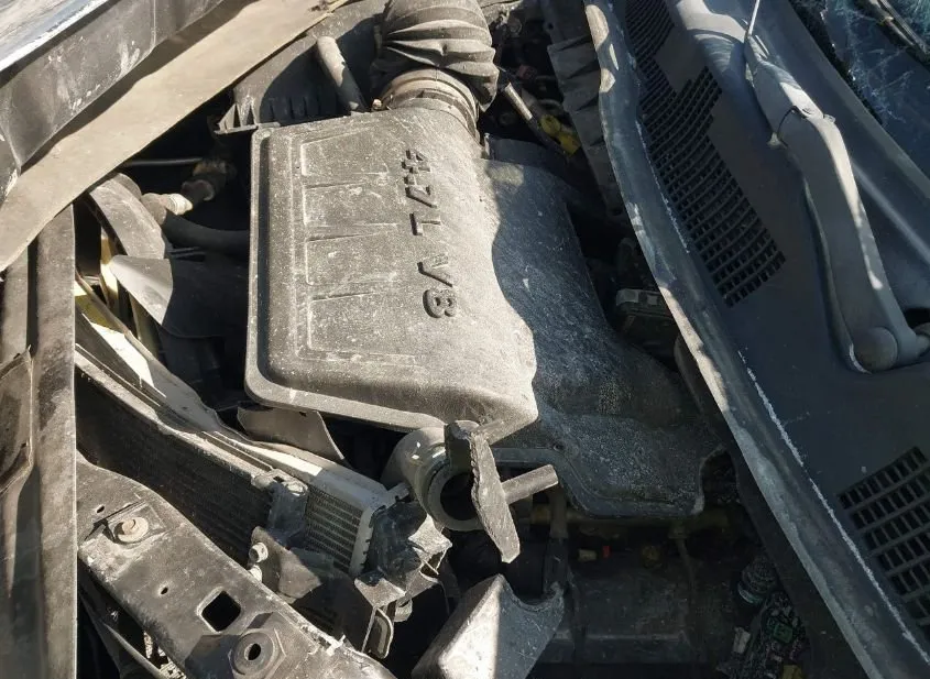 2013 RAM 1500 Used VIN 1C6RR6GP2DS602659 – trunk area
