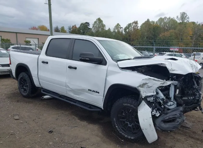 2025 RAM 1500 Used VIN 1C6SRFLP9SN646225 – photo 16