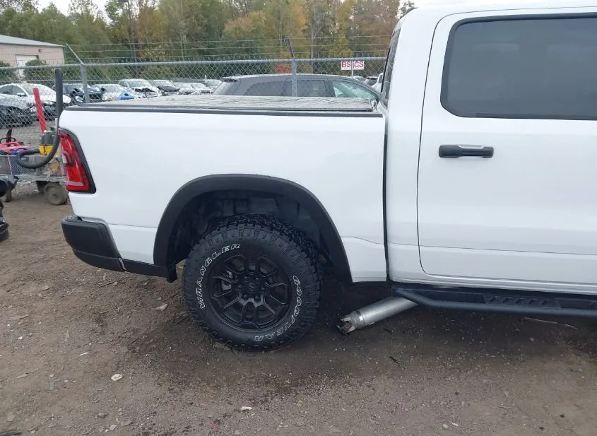 2025 RAM 1500 Used VIN 1C6SRFLP9SN646225 – photo 20