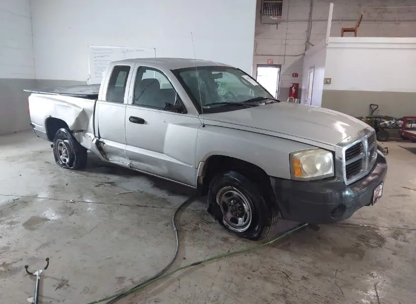 2006 DODGE Dakota Used VIN 1D7HE22K16S692531 – undercarriage