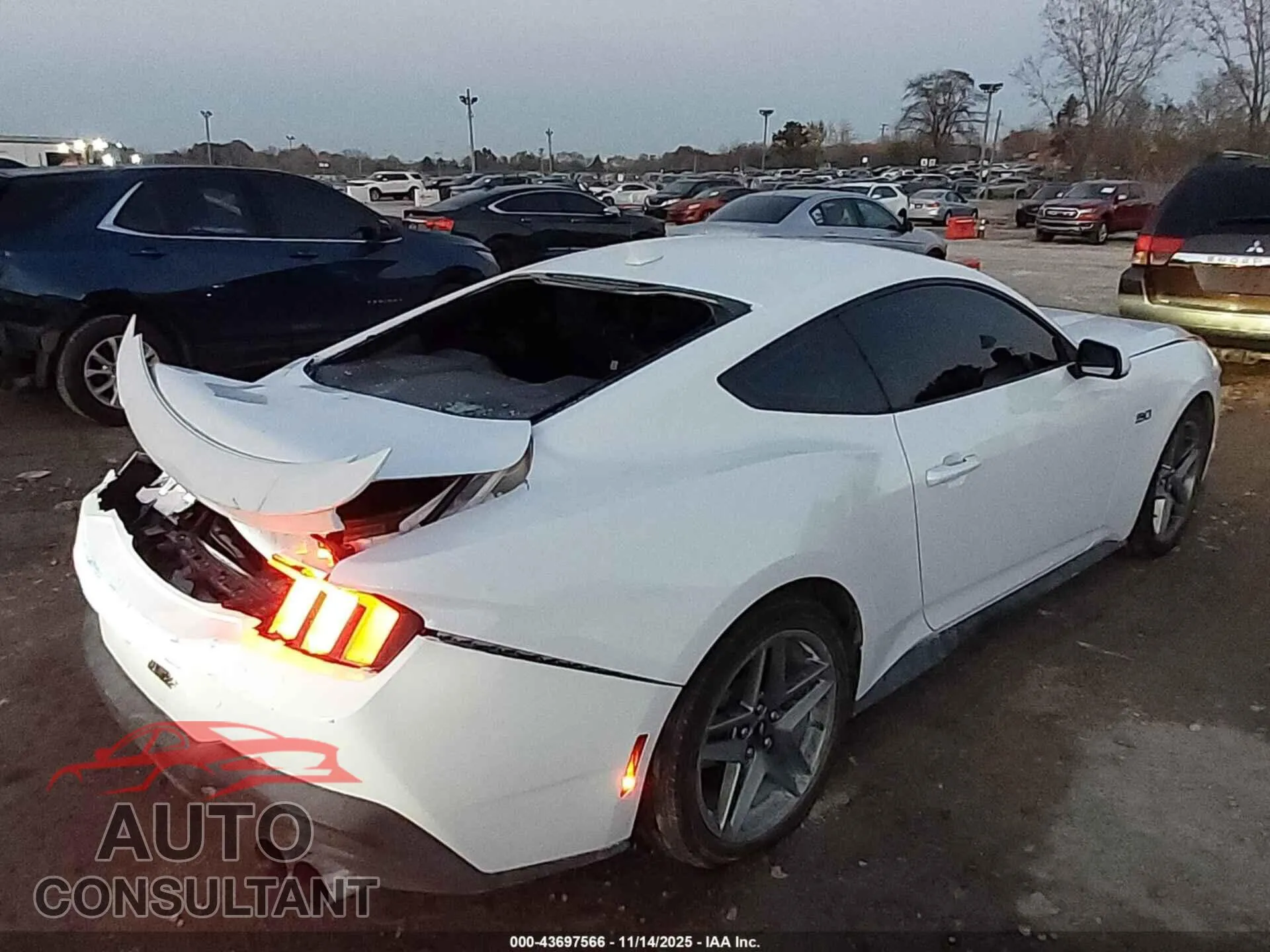 2024 FORD MUSTANG Damaged VIN 1FA6P8CF3R5420510 – dashboard