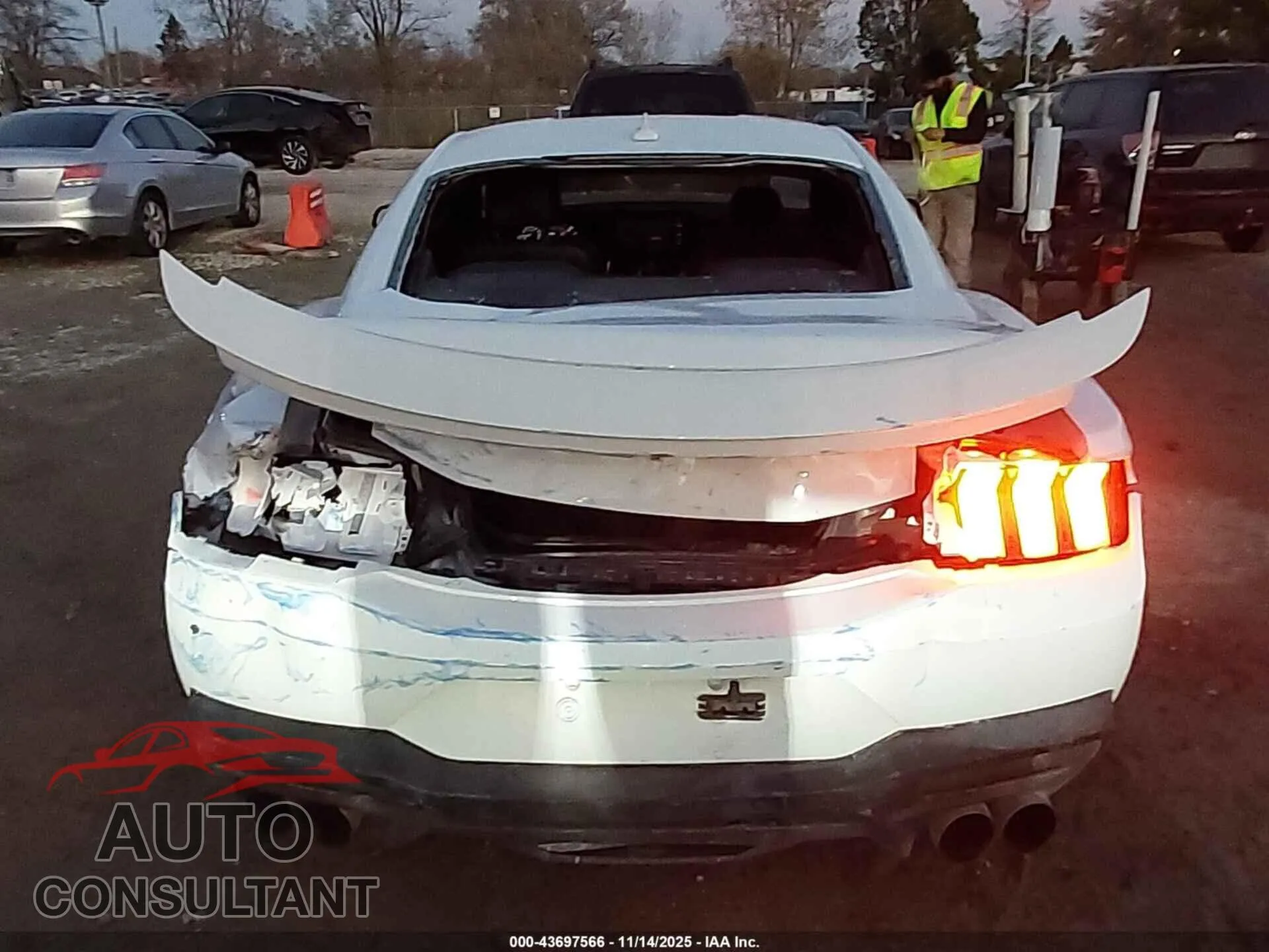 2024 FORD MUSTANG Damaged VIN 1FA6P8CF3R5420510 – photo 16