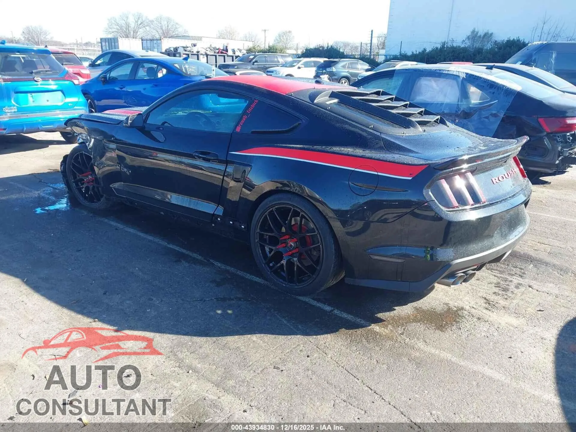 2015 FORD MUSTANG Damaged VIN 1FA6P8CFXF5384097 – side profile