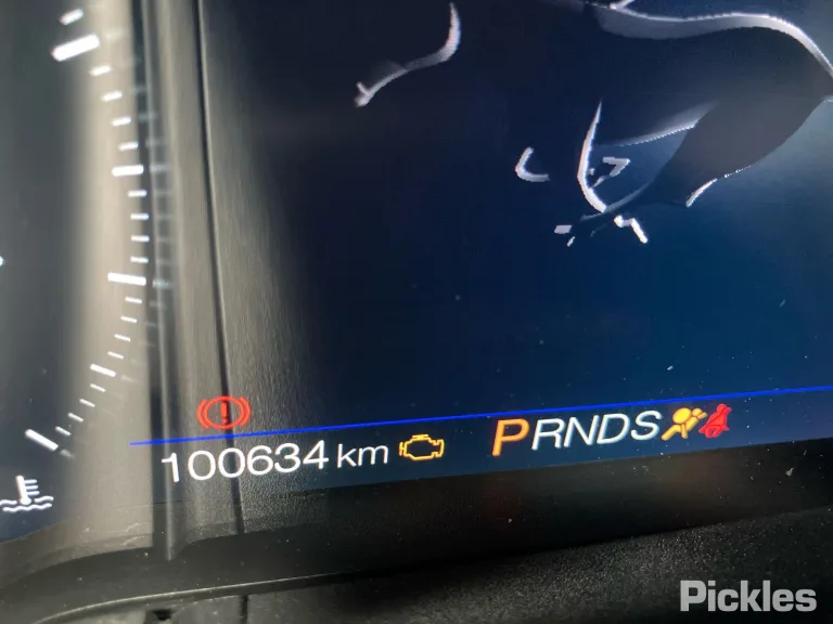 2020 Ford Mustang Damaged VIN 1FA6P8LD3L5173575 – dashboard