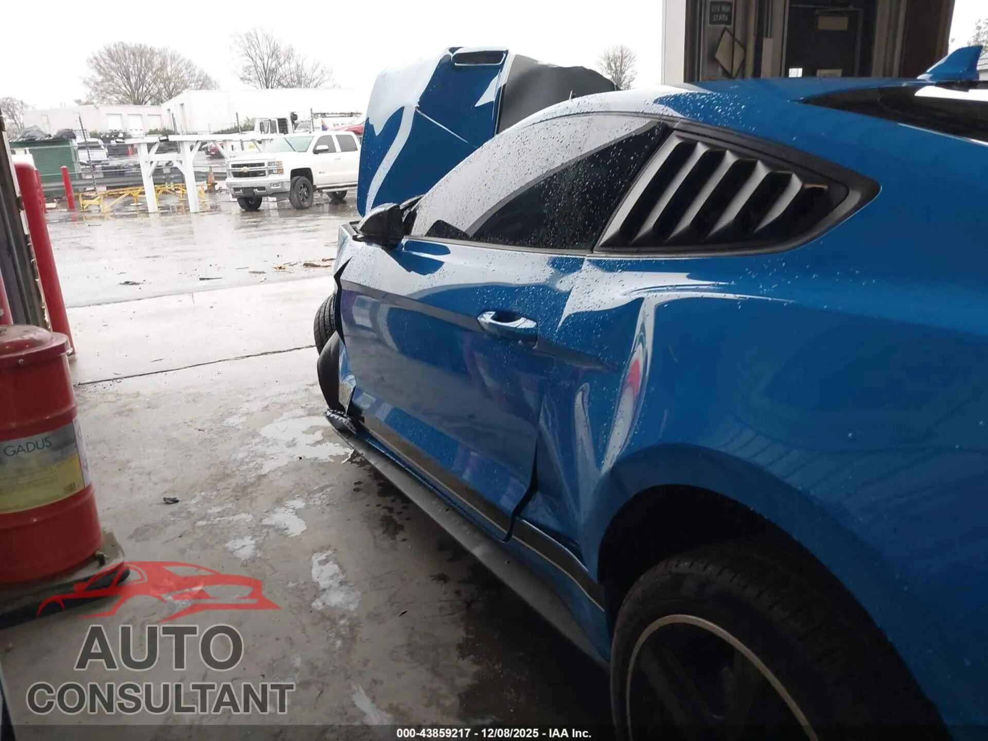 2023 FORD MUSTANG Damaged VIN 1FA6P8R01P5500193 – photo 13 2023 FORD MUSTANG Damaged VIN 1FA6P8R01P5500193 – photo 13