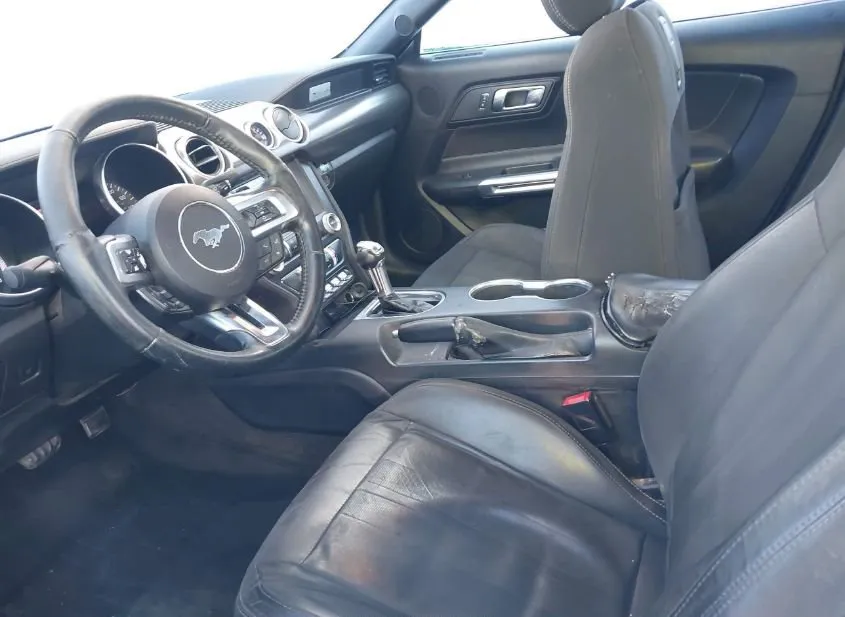 2019 FORD Mustang Used VIN 1FA6P8TH9K5105718 – photo 18