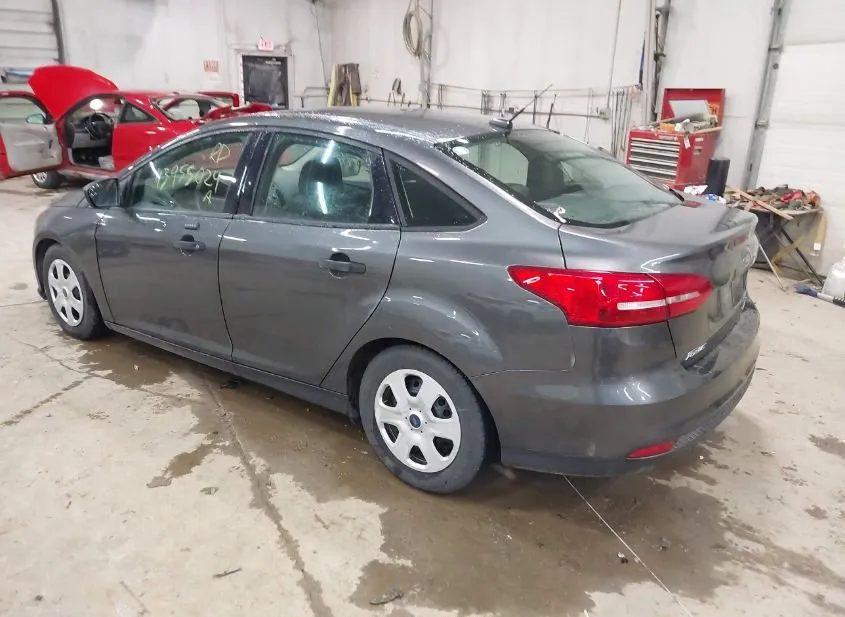 2016 FORD Focus Used VIN 1FADP3E2XGL235755 – interior seats