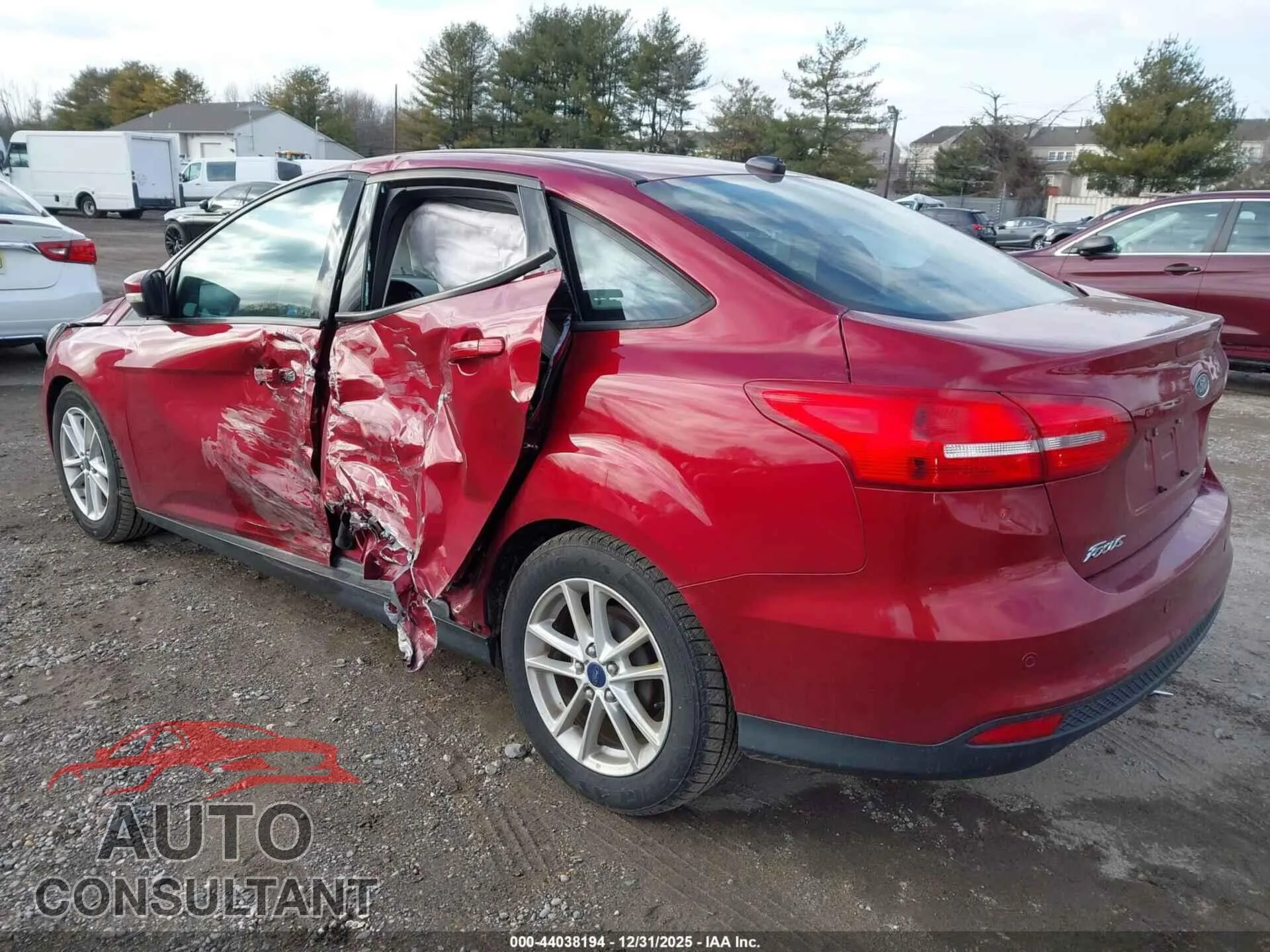 2016 FORD FOCUS Damaged VIN 1FADP3F20GL251025 – side profile
