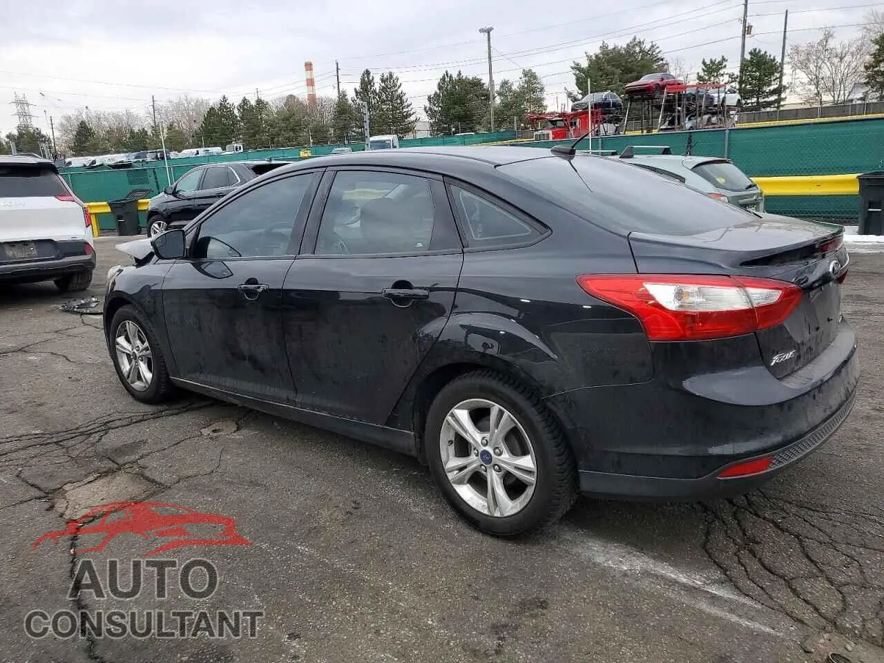 2014 FORD FOCUS Damaged VIN 1FADP3F21EL123390 – rear exterior