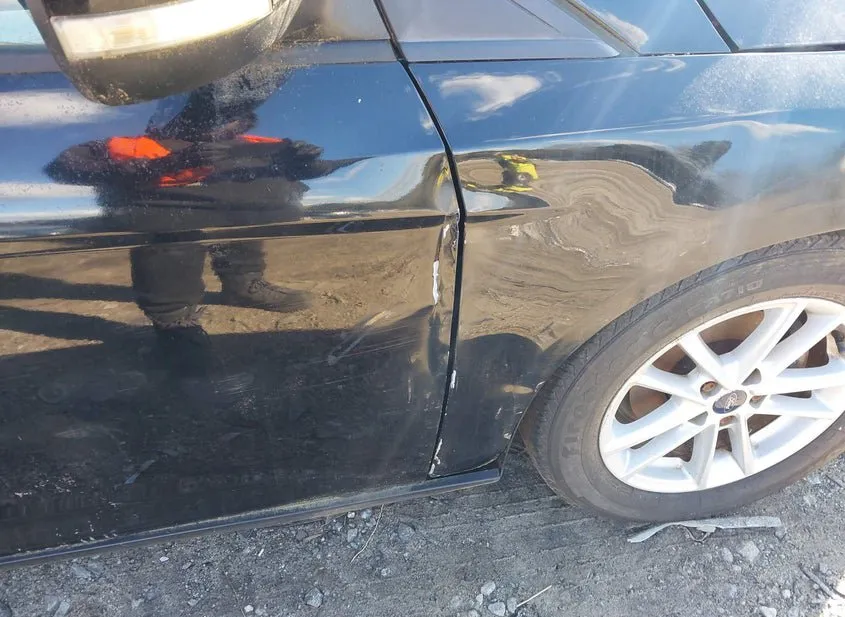 2016 FORD Focus Used VIN 1FADP3F26GL239493 – engine bay
