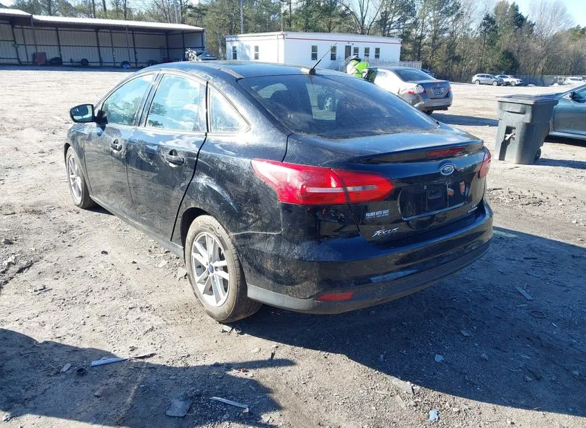 2016 FORD Focus Used VIN 1FADP3F26GL239493 – exterior detail