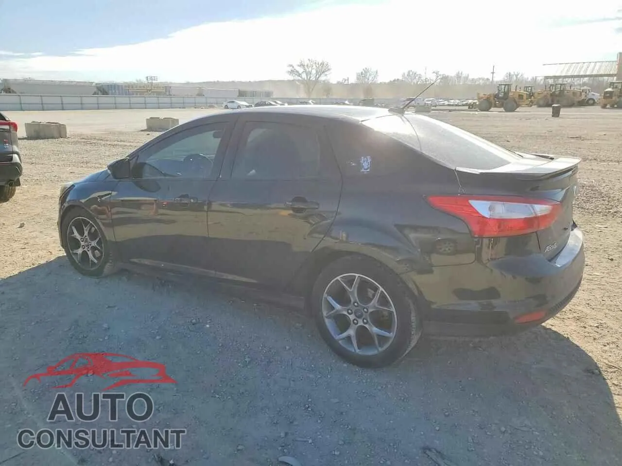 2014 FORD FOCUS Damaged VIN 1FADP3F27EL258390 – rear exterior
