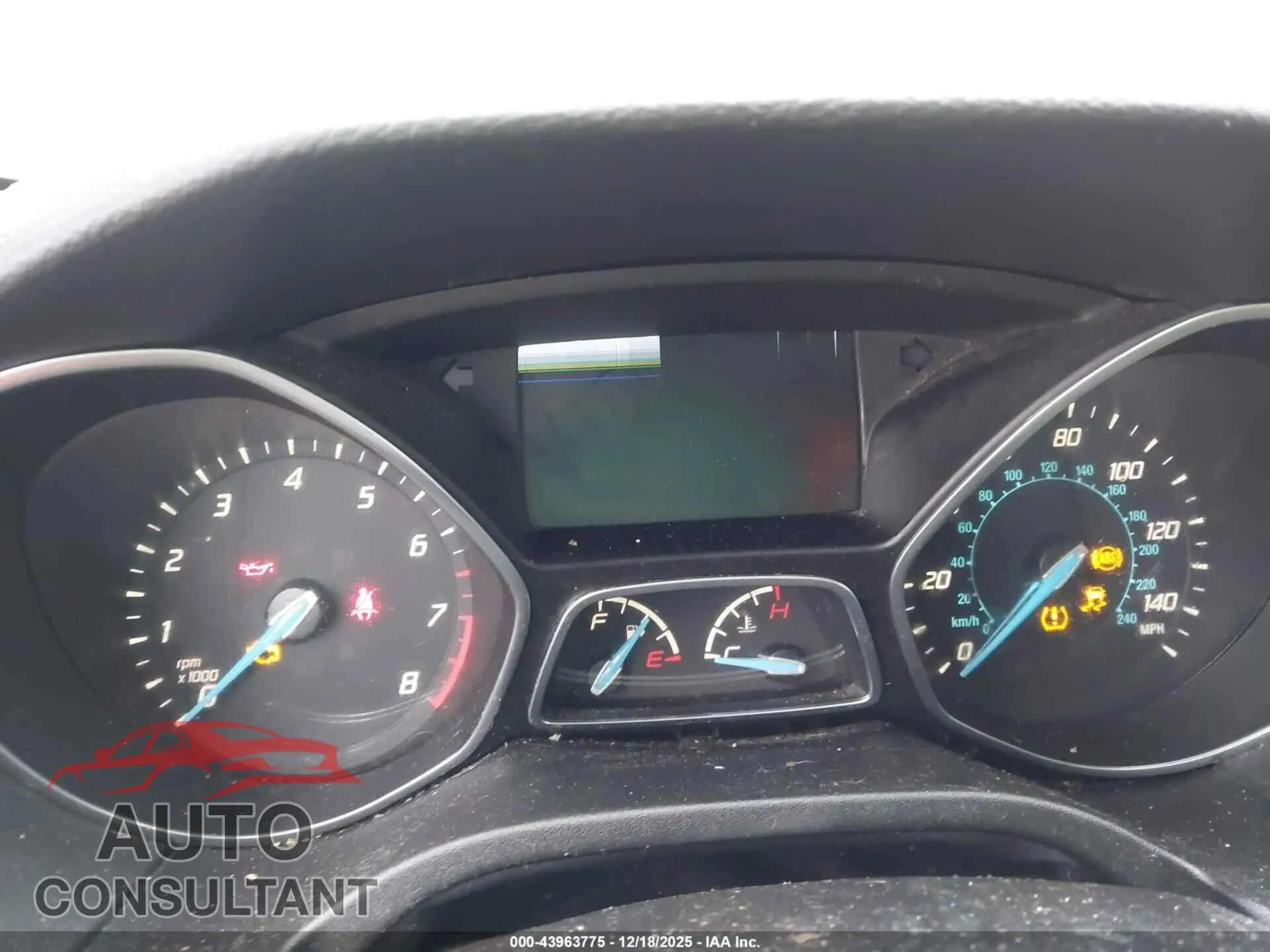 2014 FORD FOCUS Damaged VIN 1FADP3F27EL418185 – exterior detail 2014 FORD FOCUS Damaged VIN 1FADP3F27EL418185 – exterior detail