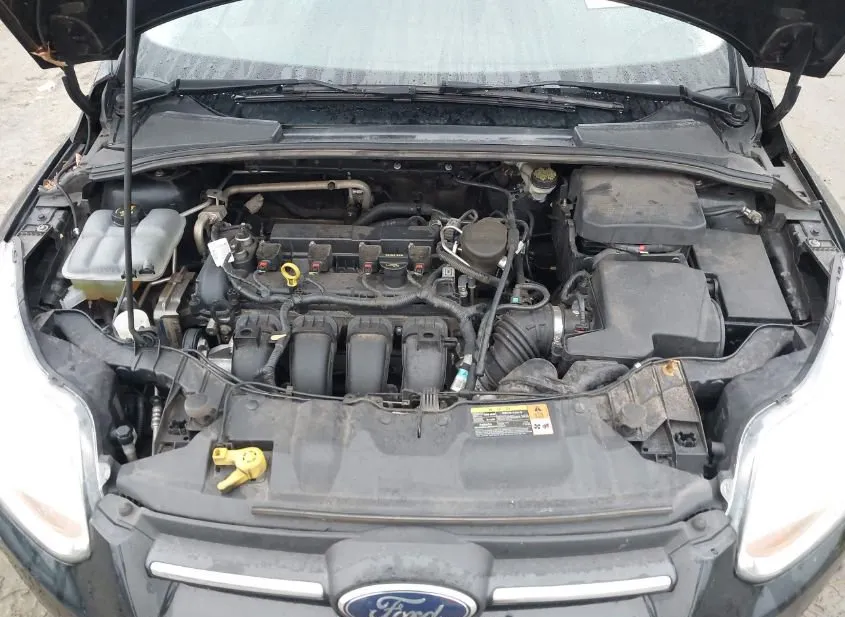 2014 FORD Focus Used VIN 1FADP3F28EL227732 – trunk area