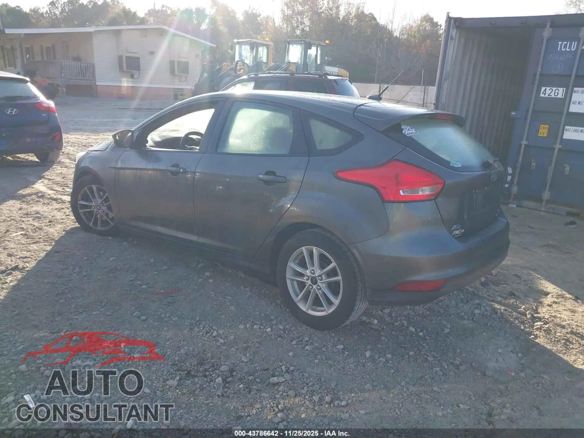 2015 FORD FOCUS Damaged VIN 1FADP3K20FL208907 – side profile 2015 FORD FOCUS Damaged VIN 1FADP3K20FL208907 – side profile