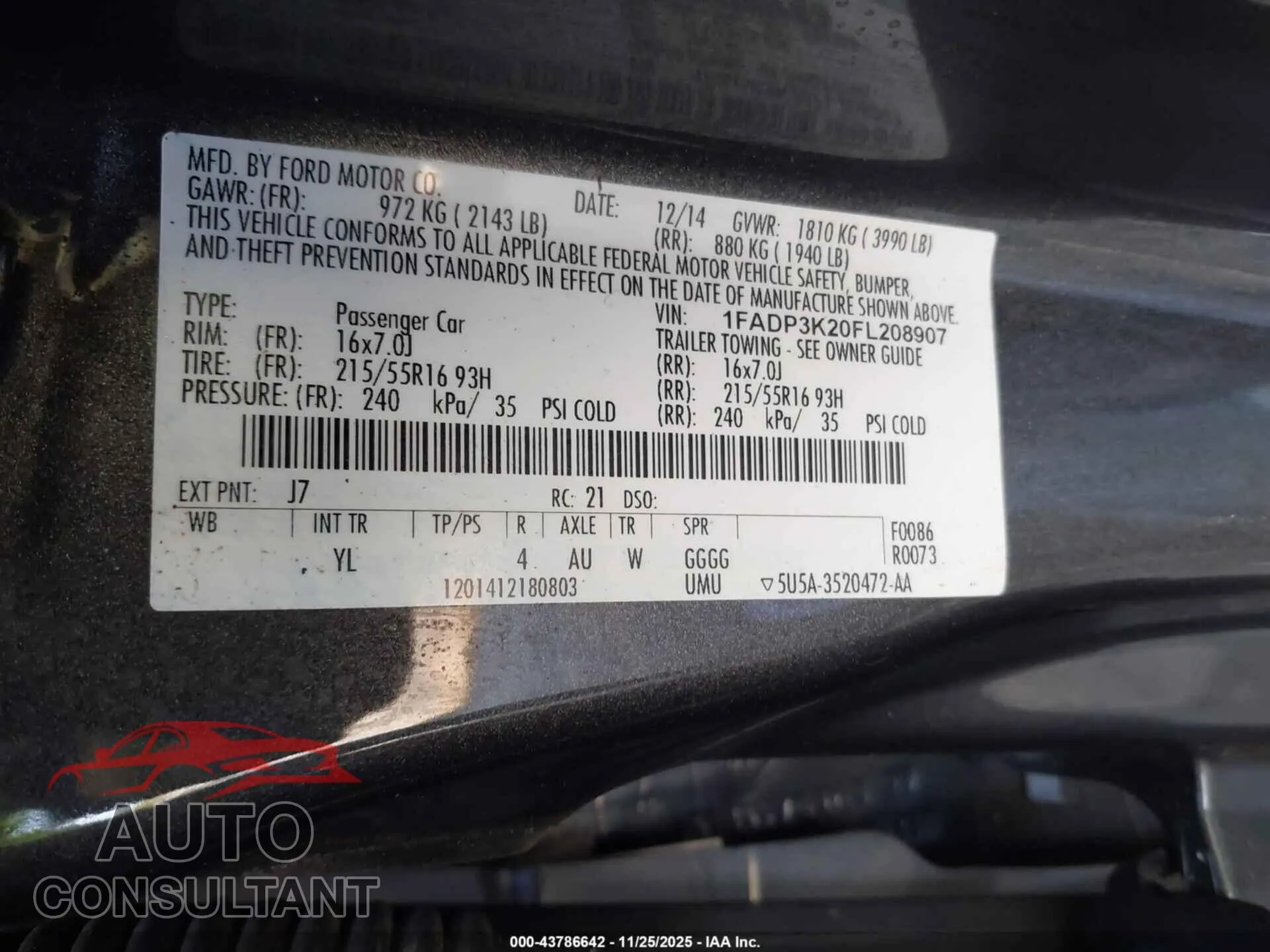 2015 FORD FOCUS Damaged VIN 1FADP3K20FL208907 – trunk area 2015 FORD FOCUS Damaged VIN 1FADP3K20FL208907 – trunk area