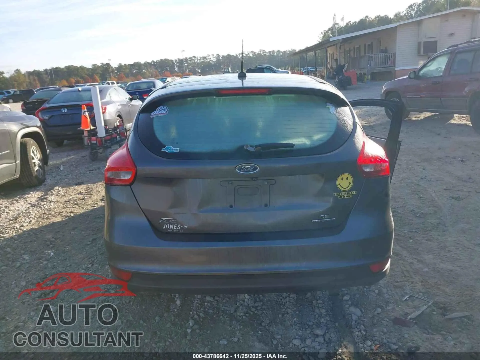 2015 FORD FOCUS Damaged VIN 1FADP3K20FL208907 – photo 15 2015 FORD FOCUS Damaged VIN 1FADP3K20FL208907 – photo 15