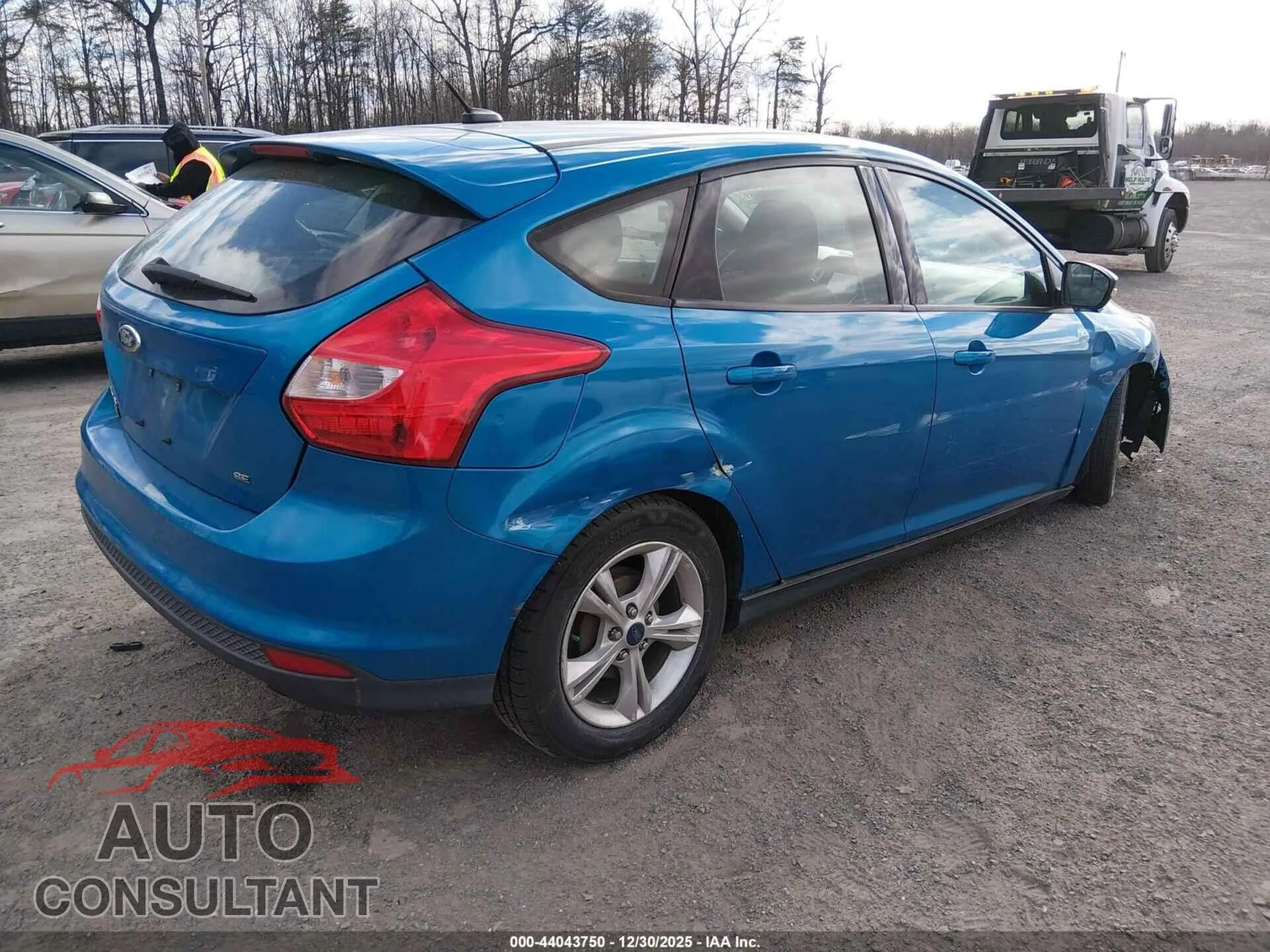 2014 FORD FOCUS Damaged VIN 1FADP3K2XEL339339 – dashboard