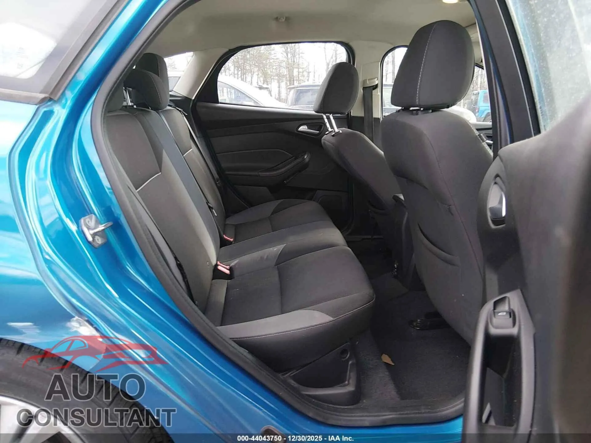 2014 FORD FOCUS Damaged VIN 1FADP3K2XEL339339 – undercarriage