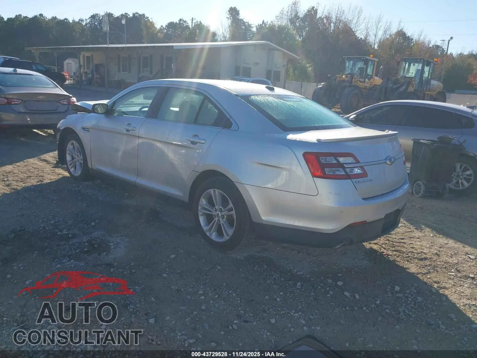 2015 FORD TAURUS Damaged VIN 1FAHP2E87FG164537 – side profile