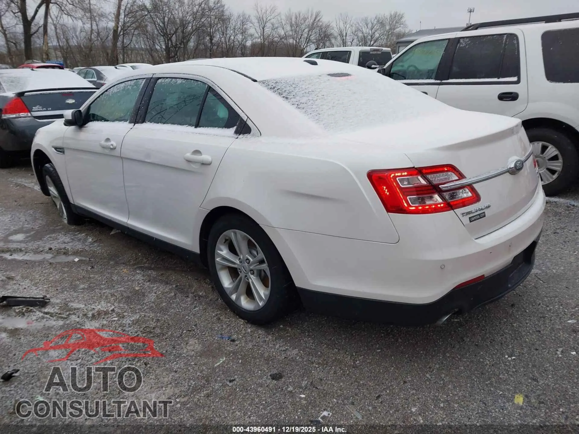 2015 FORD TAURUS Damaged VIN 1FAHP2E95FG118259 – side profile